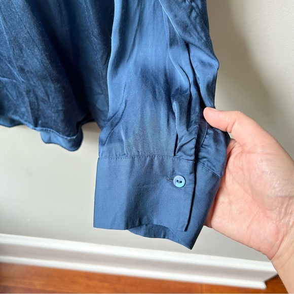 Massimo Dutti women’s blue viscose long sleeved button down blouse - Picture 4 of 8